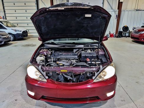 Used 2005 Toyota Camry XLE image 45