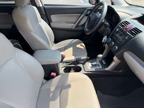 Used 2015 Subaru Forester 2.5i Limited w/ Popular Package #2 AWD/4WD image 14