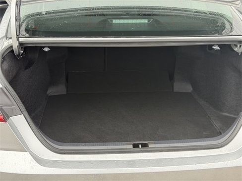 Used 2025 Toyota Camry LE image 23