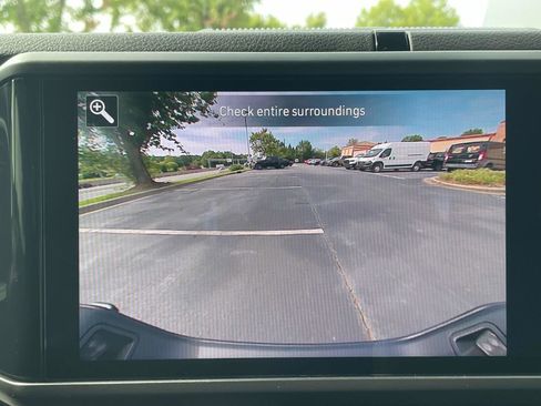 New 2025 Jeep Gladiator Sport image 15