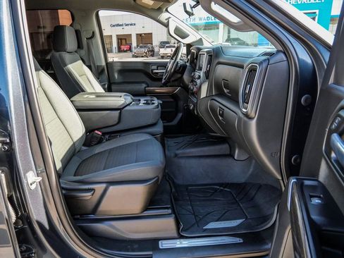 Used 2020 Chevrolet Silverado 1500 LT w/ Texas Edition image 15