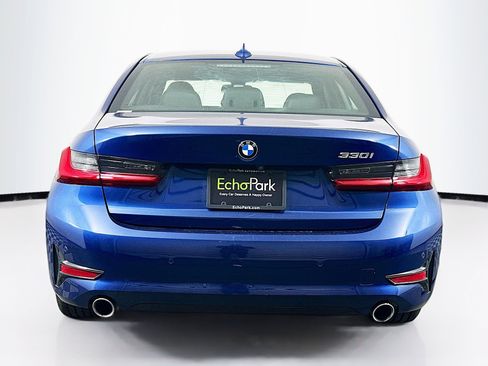 Used 2021 BMW 330i Sedan w/ Executive Package RWD image 7