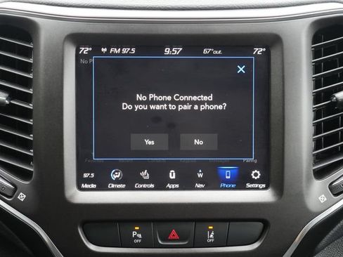 Used 2022 Jeep Cherokee Trailhawk w/ Sun, Sound & Nav Group AWD/4WD image 6