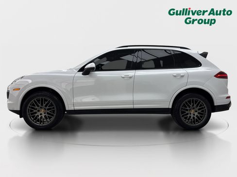 Used 2018 Porsche Cayenne Platinum Edition AWD/4WD image 3