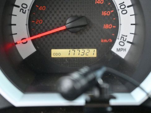 Used 2012 Toyota Tacoma 2WD Regular Cab image 14