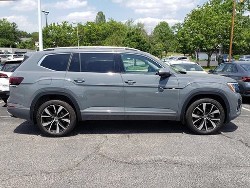 New 2026 Volkswagen Atlas SEL Premium R-Line AWD/4WD image 2
