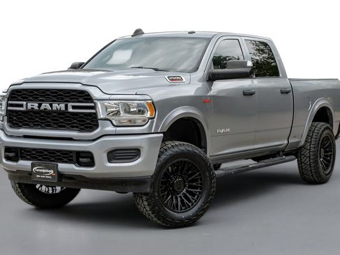 Used 2021 RAM 2500 Tradesman w/ Protection Group AWD/4WD image 4