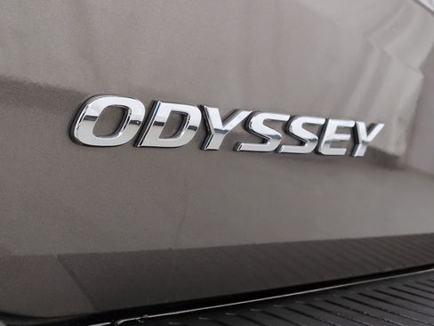 Certified 2023 Honda Odyssey EX-L image 13