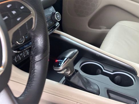 Used 2021 Dodge Durango SXT image 10