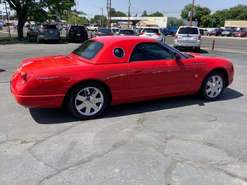 Used 2002 Ford Thunderbird Deluxe image 9