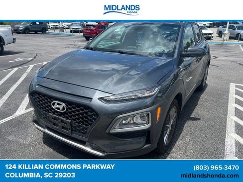 Used 2021 Hyundai Kona SEL Plus w/ Cargo Package FWD image 2