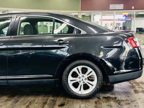 Used 2015 Ford Taurus SEL AWD/4WD image 14