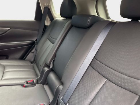 Used 2014 Nissan Rogue SL FWD image 12