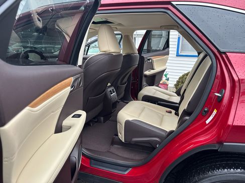 Used 2019 Lexus RX 350L Luxury image 16