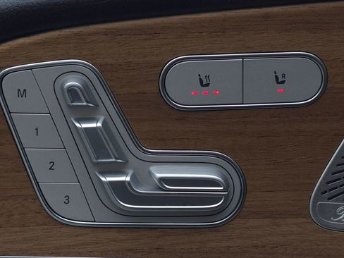 Used 2023 Mercedes-Benz GLE 350 4MATIC w/ AMG Line Exterior image 27