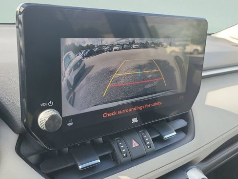 Used 2023 Toyota RAV4 Limited FWD image 17
