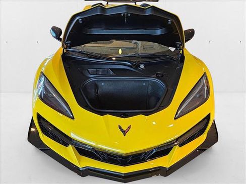New 2025 Chevrolet Corvette Z06 w/ Z07 Performance Package image 16