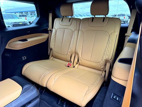 Used 2023 Jeep Grand Cherokee L Summit image 20