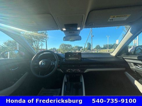 Used 2024 Honda Accord LX image 33