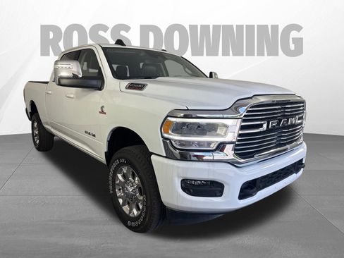 Used 2024 RAM 2500 Laramie w/ Safety Group AWD/4WD image 3