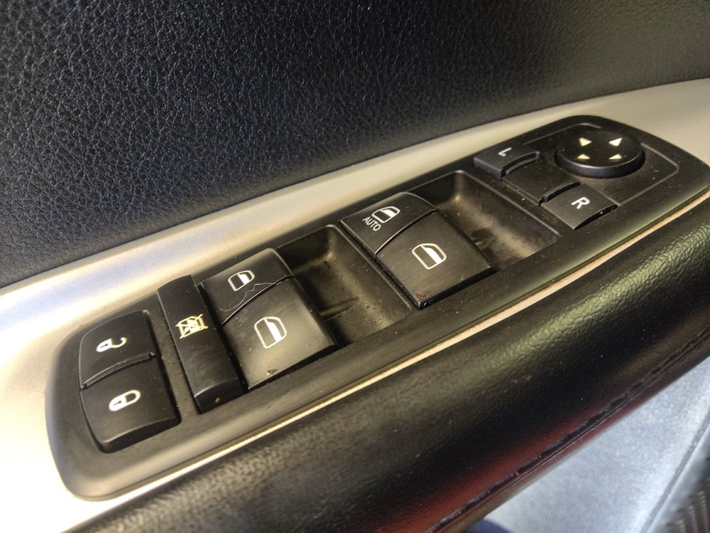 Used 2019 Dodge Journey SE w/ Connectivity Group FWD image 27