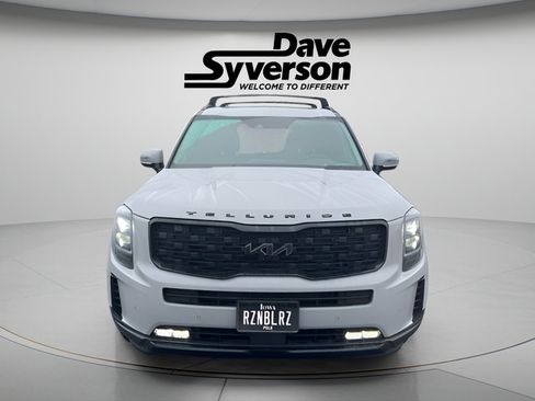 Used 2022 Kia Telluride SX w/ SX Prestige Package AWD/4WD image 2