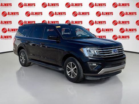 Used 2021 Ford Expedition Max XLT image 3