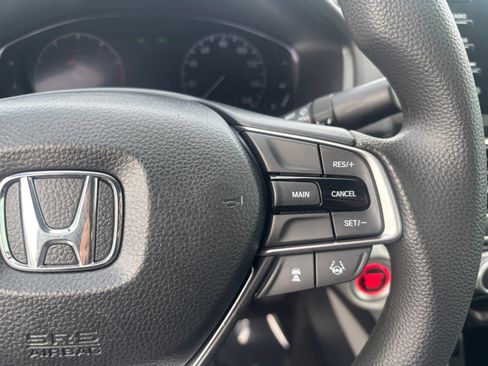 Used 2020 Honda Accord LX image 31