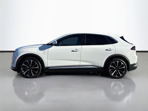 New 2025 VinFast VF 8 Plus image 4