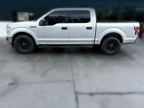 Used 2018 Ford F150 XLT image 2