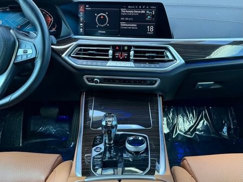 Used 2023 BMW X5 xDrive40i w/ Executive Package AWD/4WD image 13
