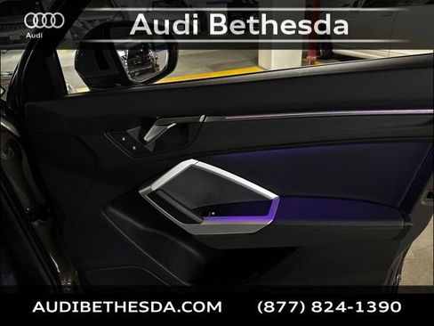 Certified 2025 Audi Q3 2.0T Premium Plus w/ Premium Plus Package image 28