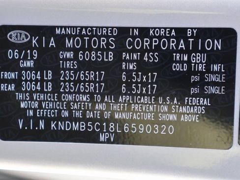 Used 2020 Kia Sedona LX image 33