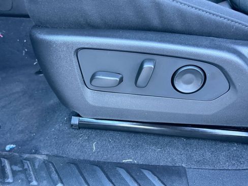 New 2026 Chevrolet Colorado W/T image 13