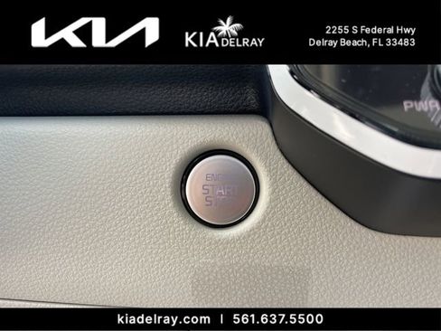 New 2026 Kia Carnival EX image 30