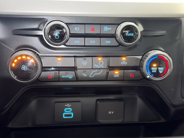 New 2026 Ford F350 XLT w/ XLT Premium Package AWD/4WD image 24