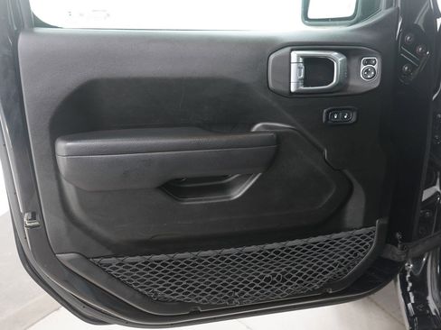 Used 2023 Jeep Wrangler Sport S AWD/4WD image 14