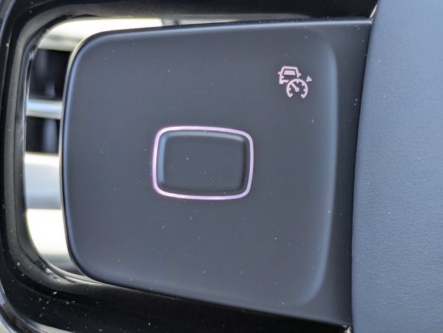 New 2026 Lincoln Navigator L Premier AWD/4WD image 24