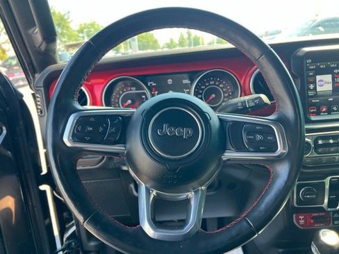 Used 2022 Jeep Gladiator Rubicon w/ Cold Weather Group AWD/4WD image 13