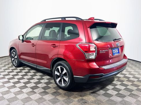 Used 2018 Subaru Forester 2.5i Premium AWD/4WD image 5