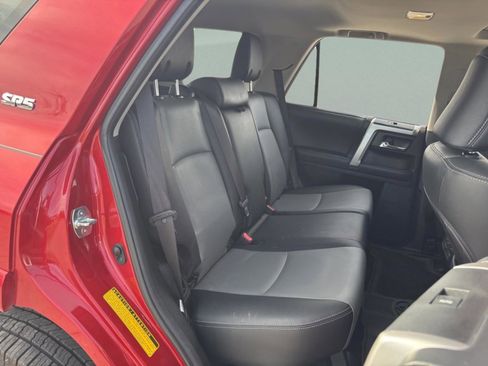 Used 2019 Toyota 4Runner SR5 Premium image 28