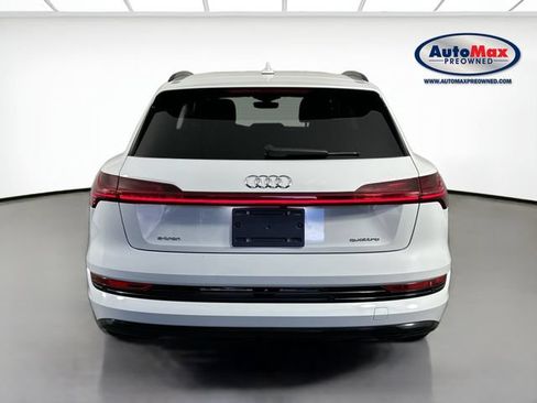 Used 2021 Audi e-tron Premium w/ Convenience Plus Package AWD/4WD image 8