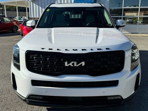 Used 2022 Kia Telluride SX w/ Nightfall Edition Package image 2