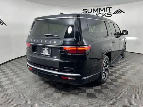 Used 2023 Jeep Wagoneer L Series III w/ Convenience Group I AWD/4WD image 7