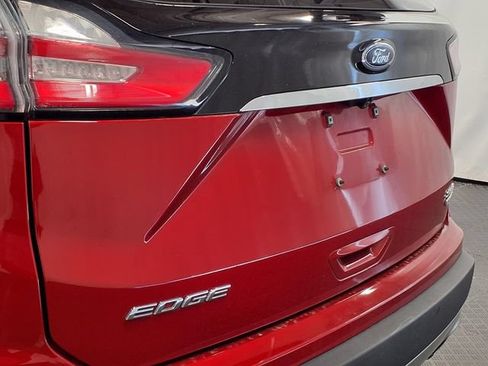 Used 2020 Ford Edge SEL w/ Convenience Package AWD/4WD image 26