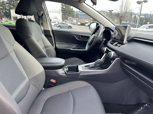 Certified 2025 Toyota RAV4 LE image 16