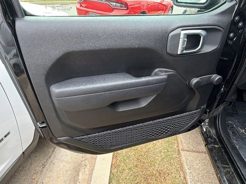 Used 2024 Jeep Wrangler Sport image 13