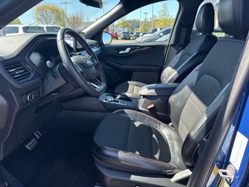 Used 2023 Ford Escape ST-Line AWD/4WD image 9