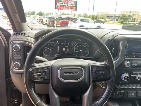 Used 2021 GMC Sierra 1500 Denali w/ Driver Alert Package II AWD/4WD image 33