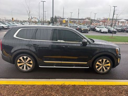 Used 2020 Kia Telluride EX w/ EX Premium Package image 27